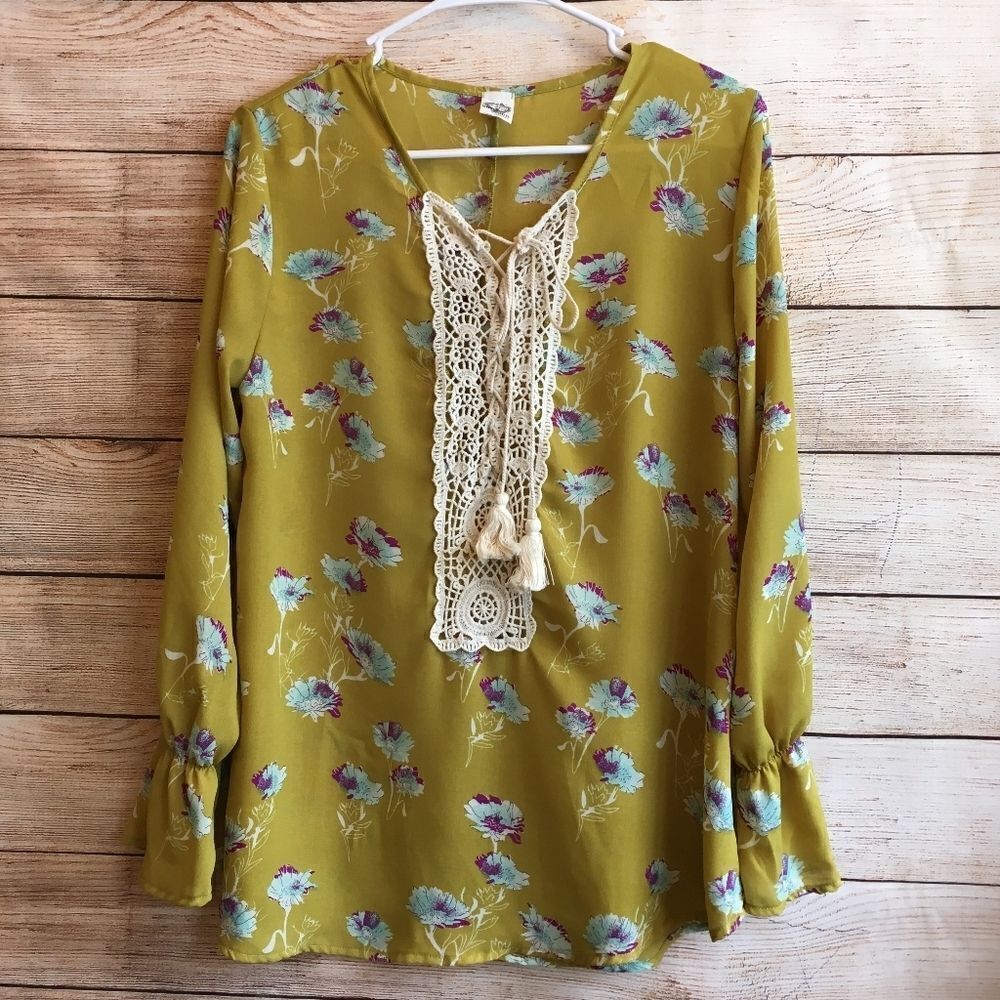 SUN & MOON FLORAL TOP WITH COTTON CROCHETED LACE‎